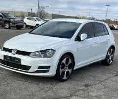 2017 Volkswagen Golf hatchback 1.8T 4-Door S Manual