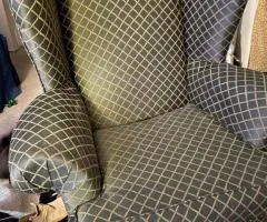 Free living room chairs