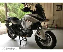 2016 KTM Super Adventure Motorcycle 1-owner