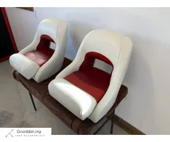 Boat Seats with Swivel Mounting Bases