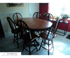 FIDDLE BACK DINING ROOM TABLE & CHAIRS