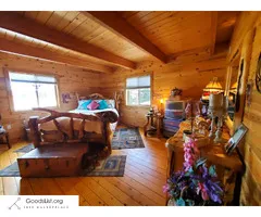 $869,000 / 3br - 2714ft2 - Custom Built Log Home .85 Acre Lot Creeks (430 Rundell Ln Lincoln)