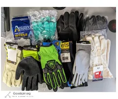 Assorted Lot of Large Gloves