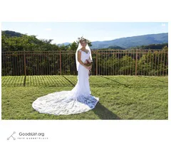 Gorgeous Wedding Dress ~ Oleg Cassini~Sz. 6