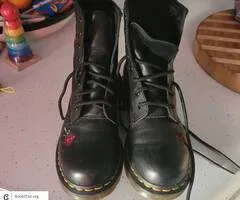 Doc Marten's Women's Size 7