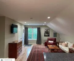 $950 / 1br - 1000ft2 - Private parking