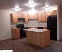 $2,025 / 3br - 1290ft2 - 20086 Porter Pl